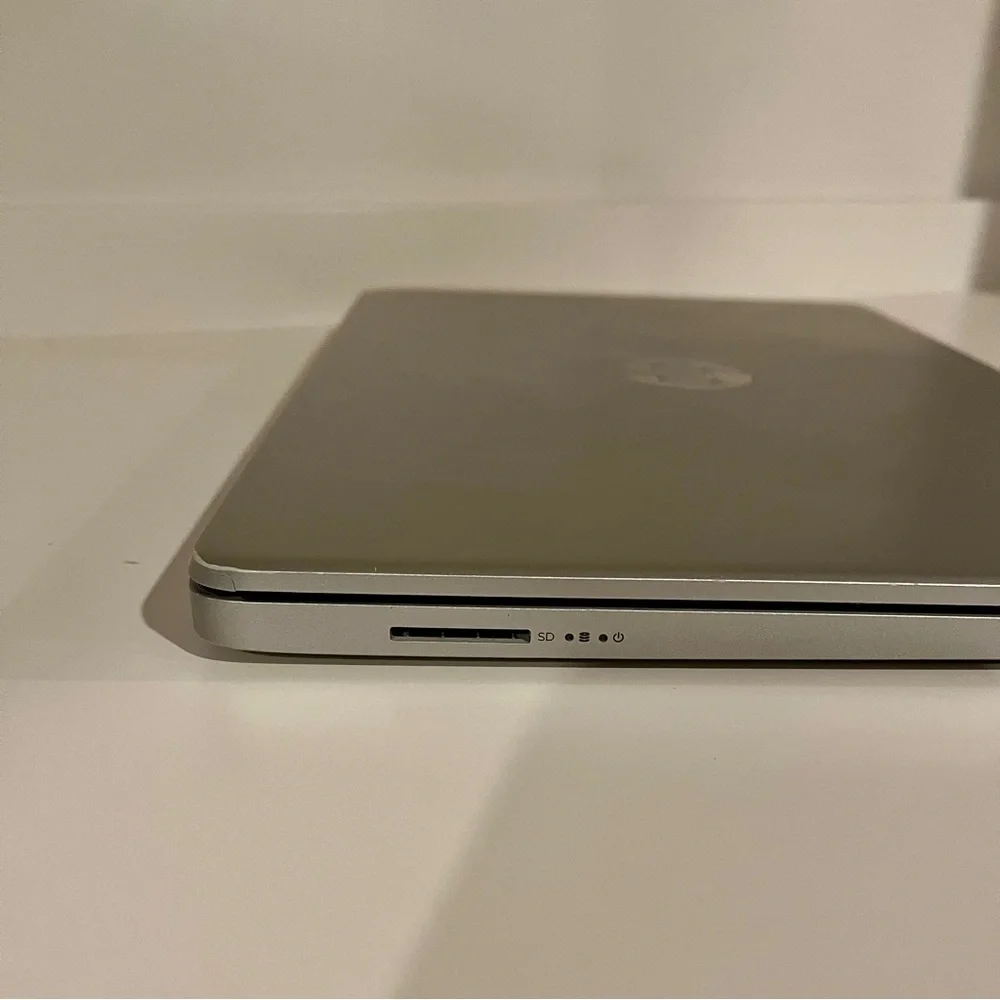 Windows Hp 14 | AMD Athlon Silver | 128Gb
